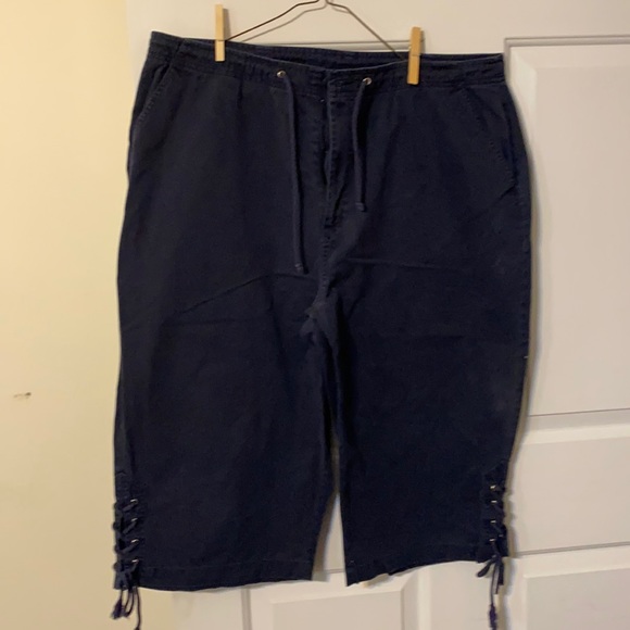 Carolina Blues Plus 20W capris - Picture 1 of 3